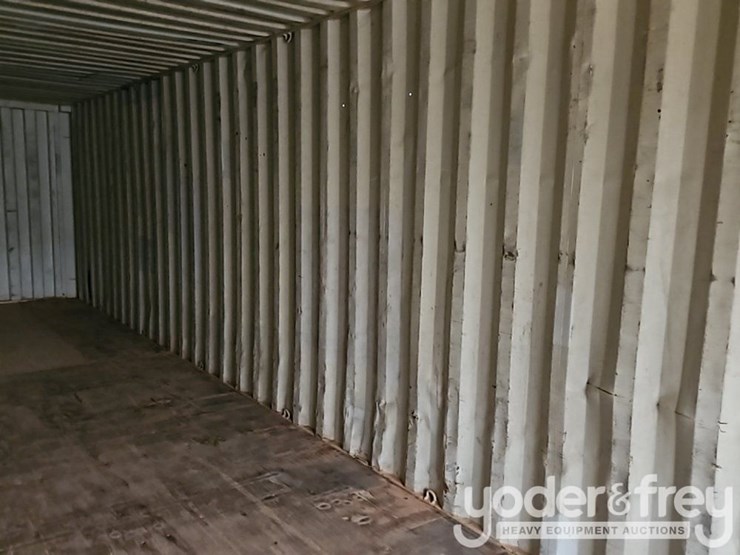40'-container-single-walk-door,-2-side-doors-image-16