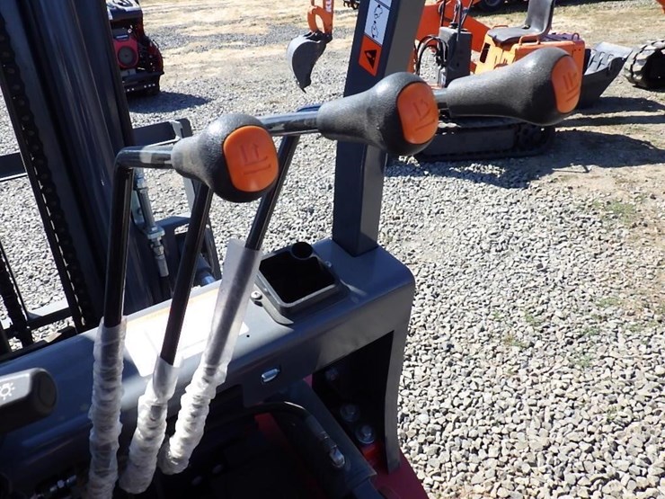 2023-rum-fg25l-forklift-image-23