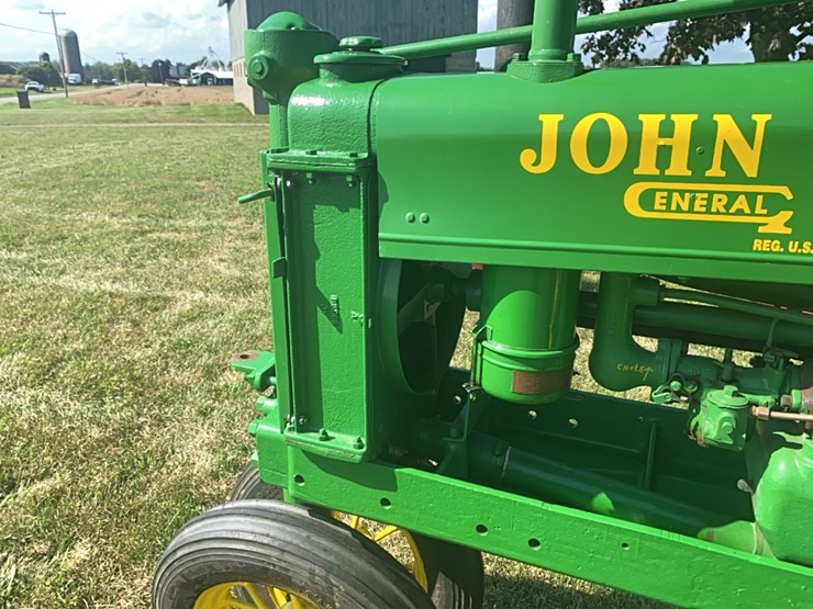 john-deere-b-image-28