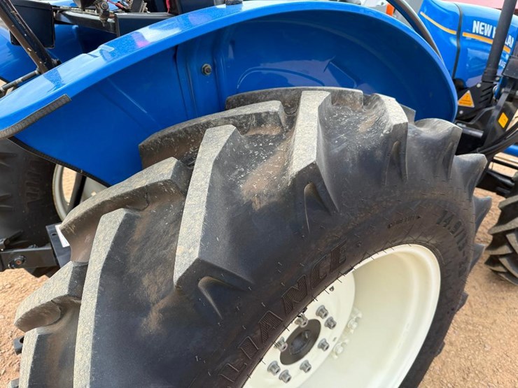 2019-new-holland-workmaster-70-image-9