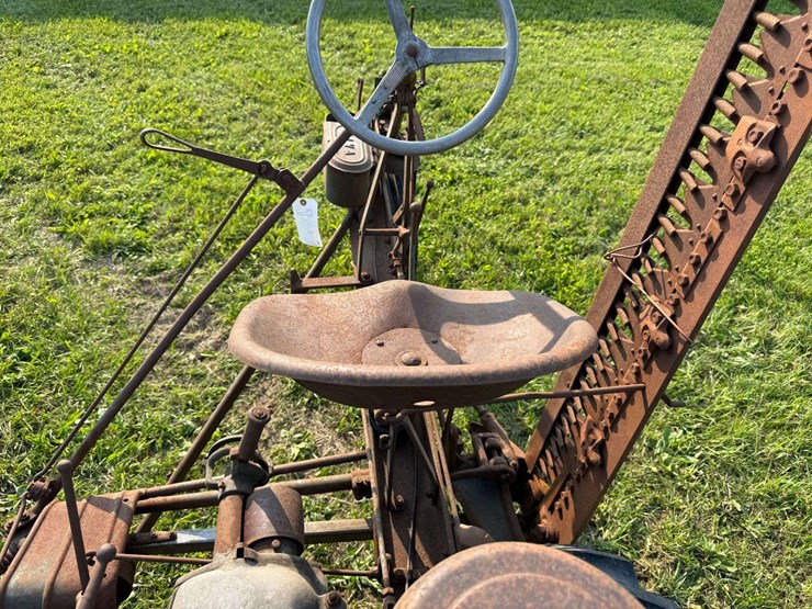 kiva-mower-tractor-image-11