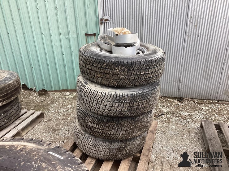 245/75r17-tires-&-rims-image-11