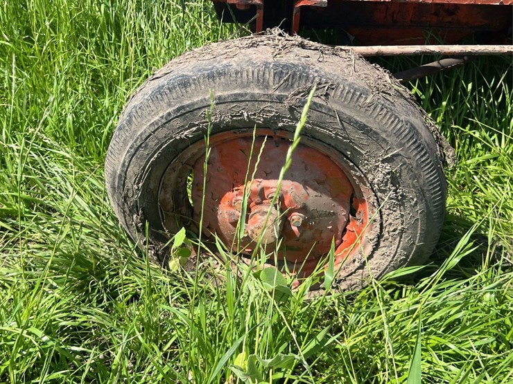 allis-chalmers-with-sickle-mower-image-19