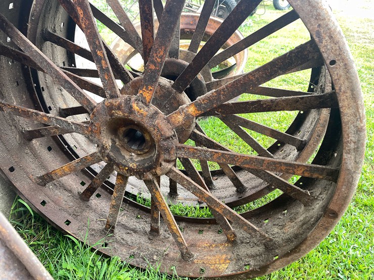 #7457-•-pair-of-tractor-tire-rims-image-9