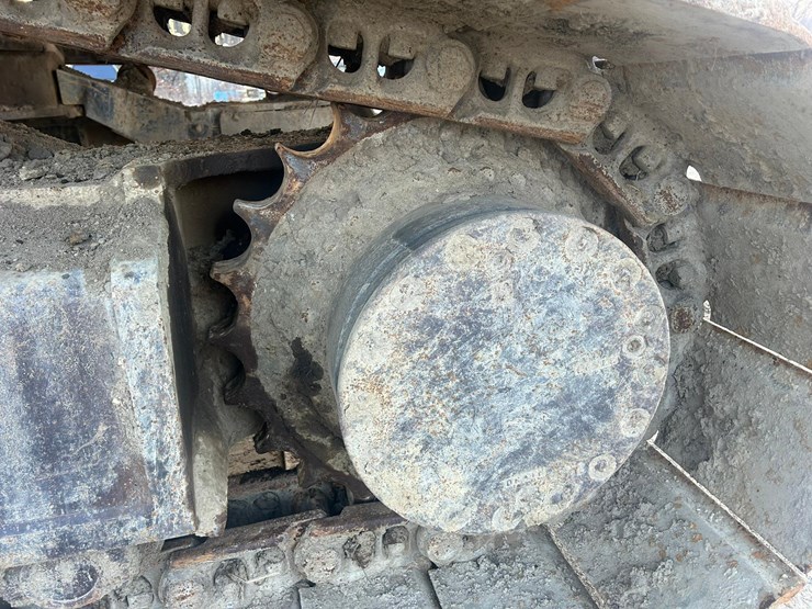 2005-deere-450-lc-image-21
