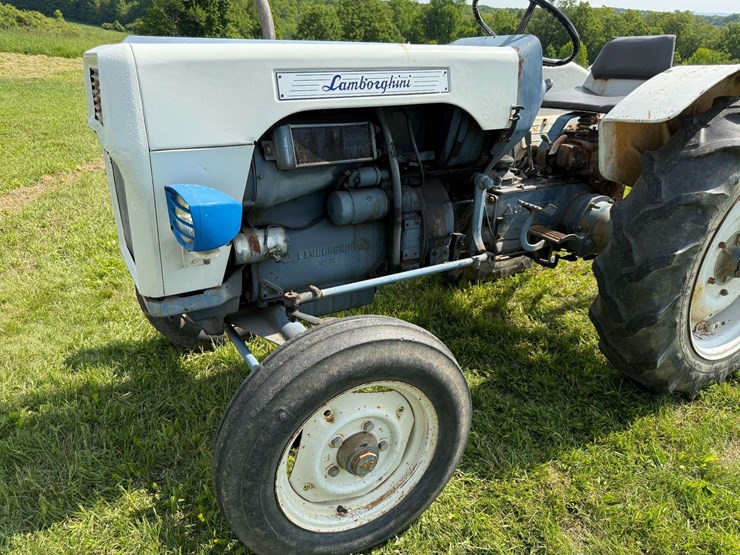 lamborghini-3-cylinder-2200hrs-image-9