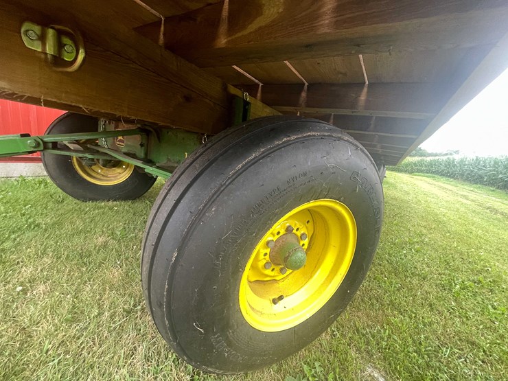 john-deere-1275-image-7