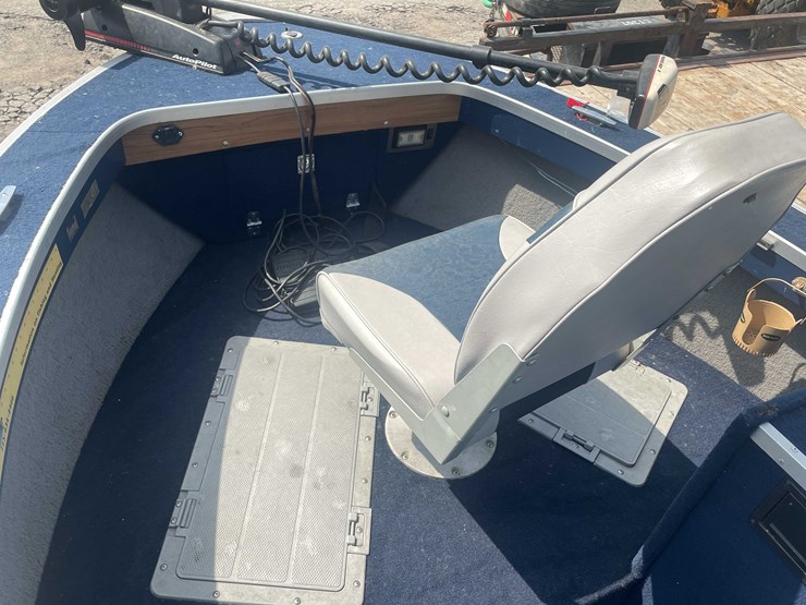 #1353-•-1993-sylvan-pro-fisherman-boat-(of)-image-19