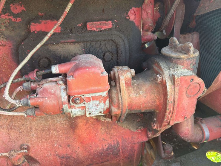 mccormick-deering-w-9-gas-image-14