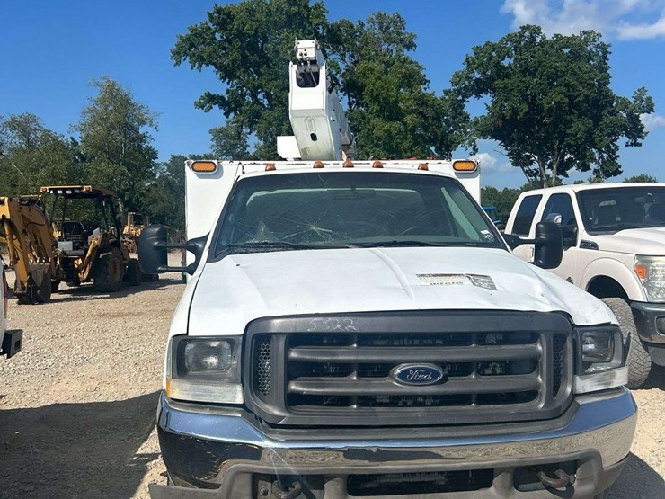 ford-f550-image-6
