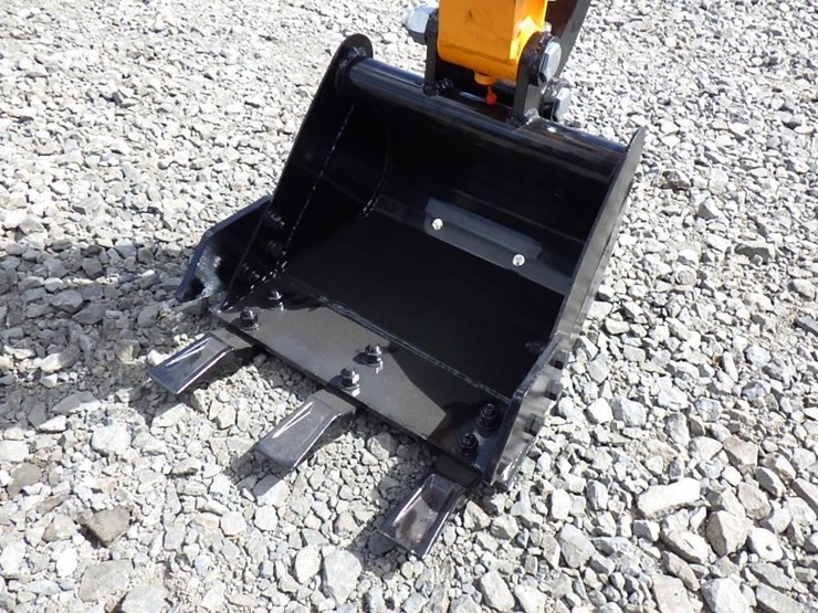 2025-vicsec-va13c-hydraulic-excavator-image-14