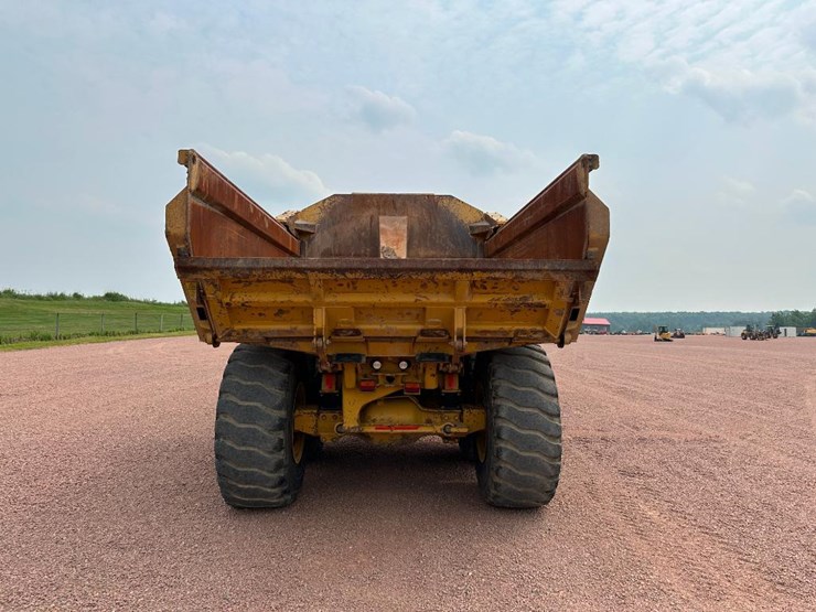 2007-caterpillar-c11-image-5