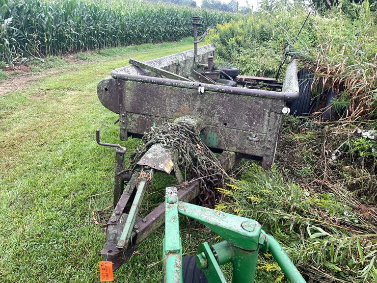 #7467-•-john-deere-trailer-frame-image-3