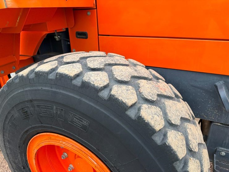 2017-doosan-dl220-5-image-7