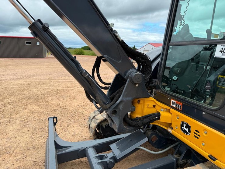 2021-deere-60g-image-36