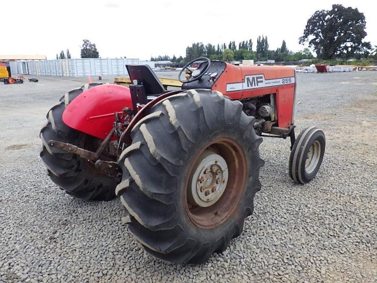 massey-ferguson-255-image-4