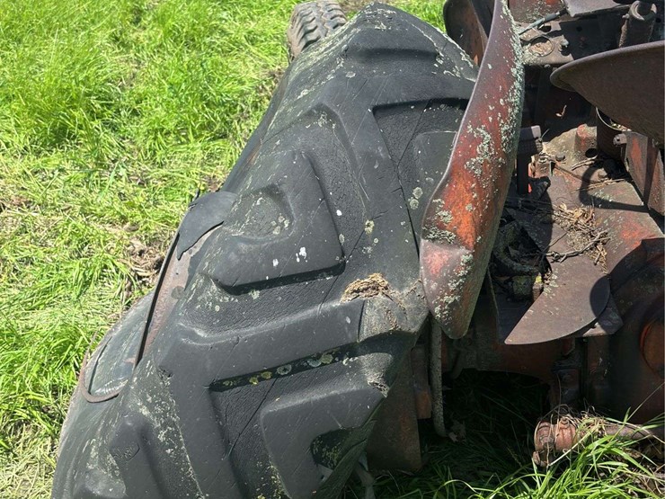 ji-case-tractor-image-25