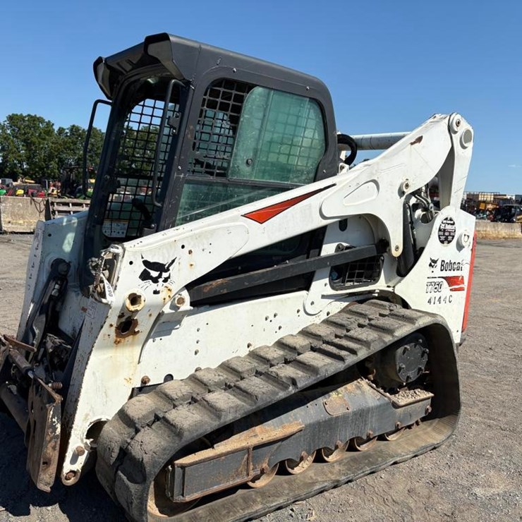 2017 BOBCAT T750