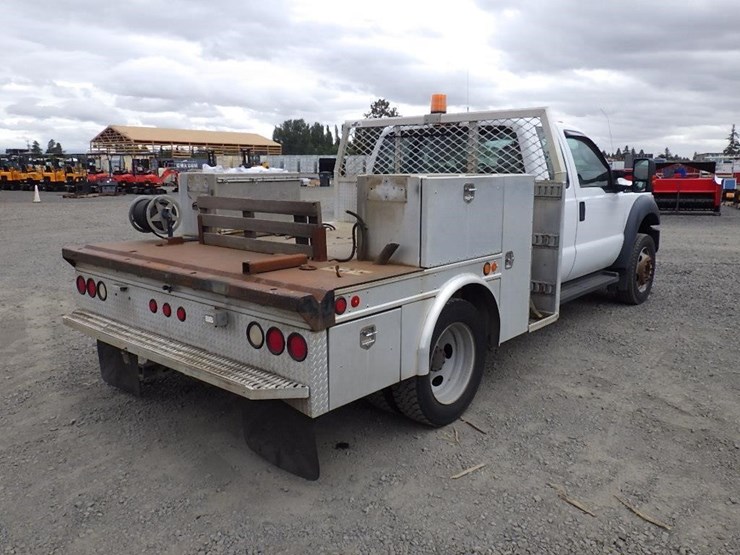 2013-ford-f550-image-4