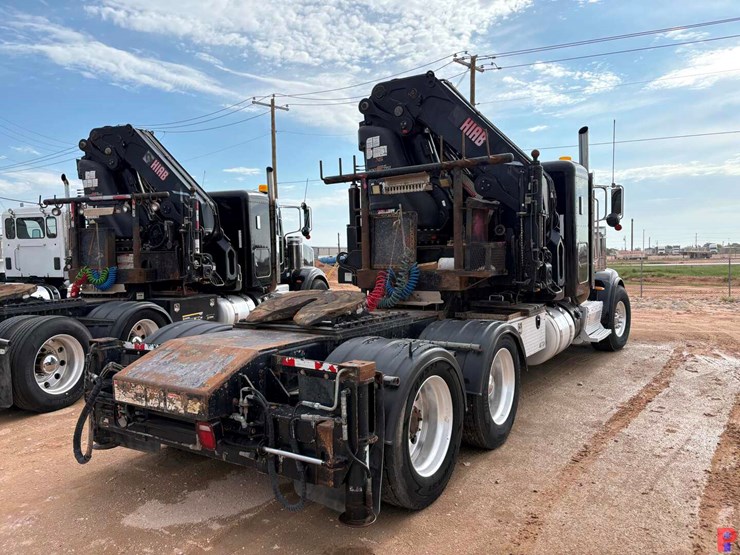 2014-peterbilt-367-image-5