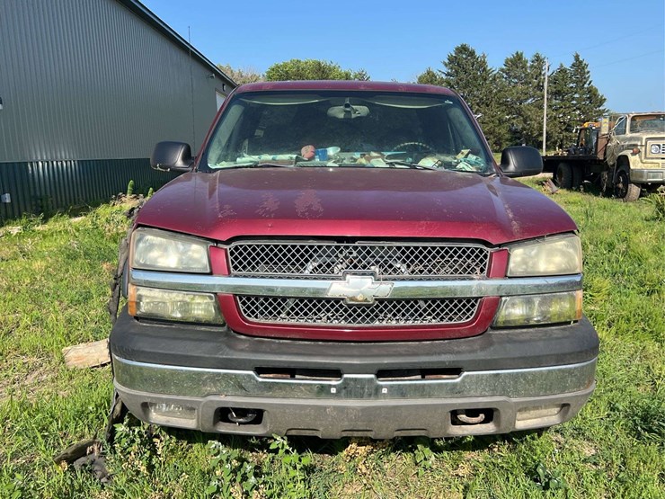 extended-cab-chevy-image-8