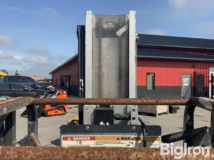 2016-jlg-mvl20-electric-vertical-mast-manlift-image-14