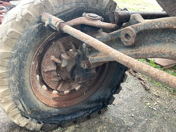 #7485-•-1928-john-deere-tractor-image-23
