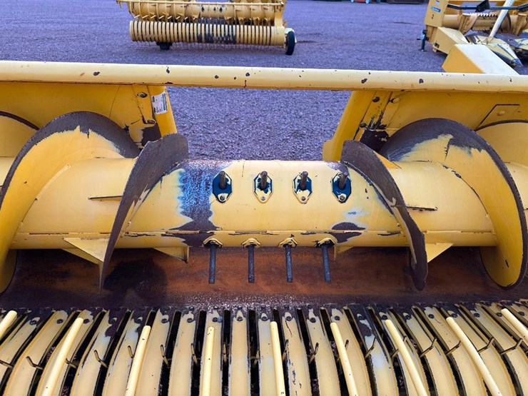 2014-new-holland-fp230-image-11