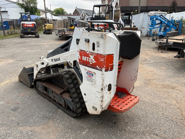 2020-bobcat-mt85-image-4