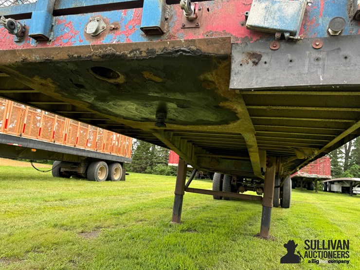 1982-monn-t/a-side-dump-sugar-beet-trailer-image-7