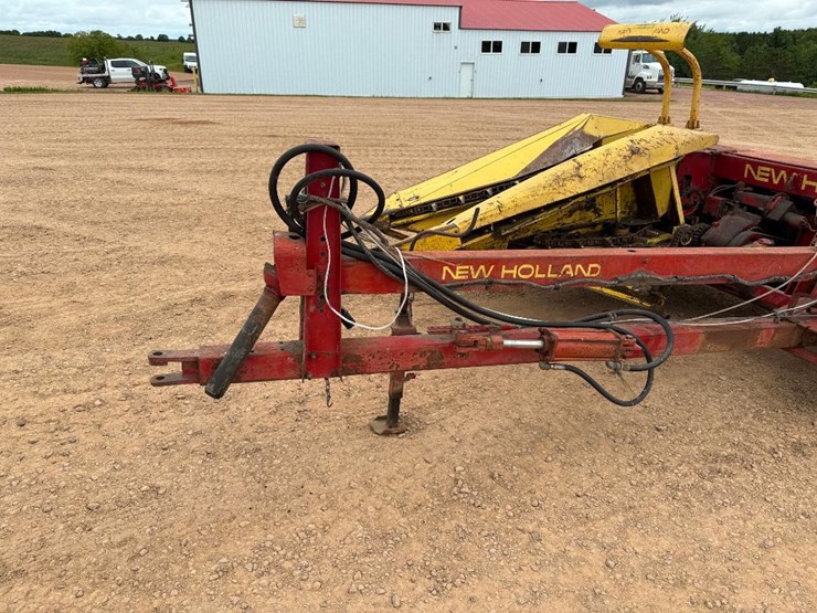 new-holland-770-image-8