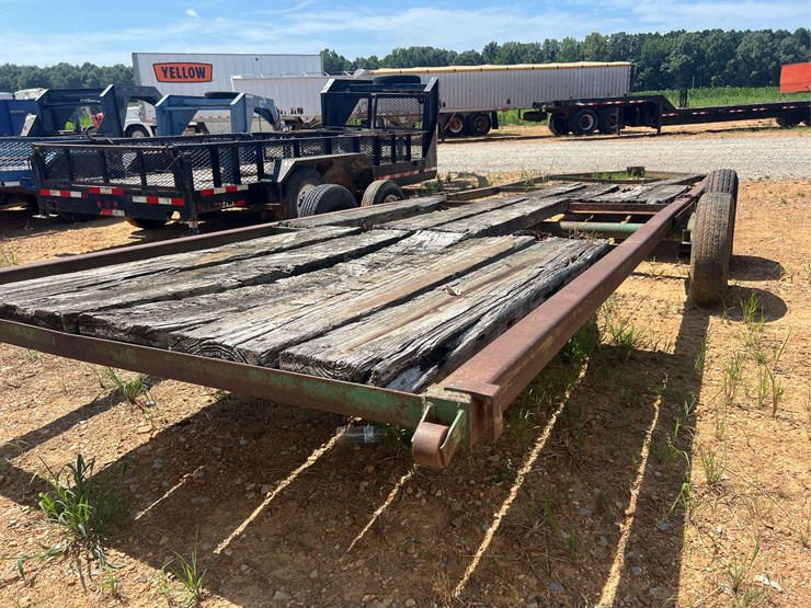 28'-john-deere-donahue-t/a-equipment-trailer-image-4
