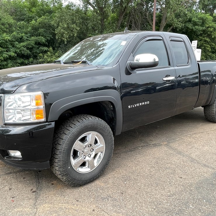 2011 CHEVROLET SILVERADO 1500