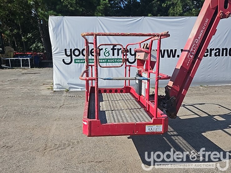 2016-mec-60jd-60'-telescopic-boom-lift,-42'-horizontal-reach,-500lb-capacity-image-39