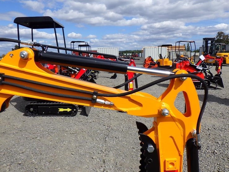 2025-vicsec-va13c-hydraulic-excavator-image-12
