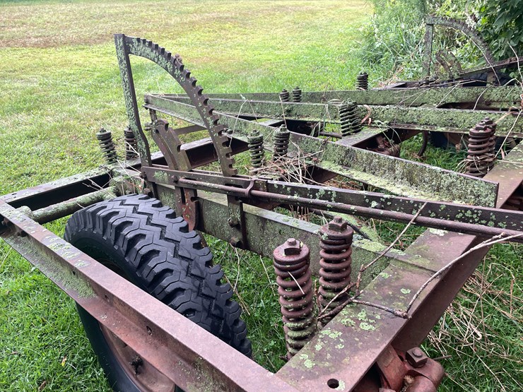 #7451-•-pull-behind-field-cultivator-image-26