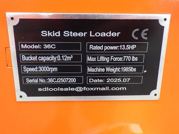 2025-sdlool-sl36c-skid-steer-tracked-loader-image-14