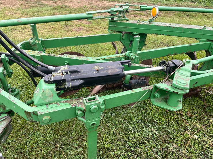 #7466-•-john-deere-moldboard-plow-image-7