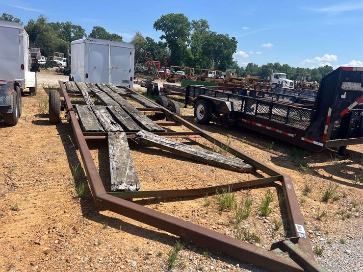 28'-john-deere-donahue-t/a-equipment-trailer-image-6