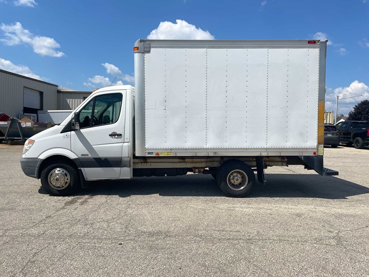 2011-freightliner-sprinter-3500-image-1