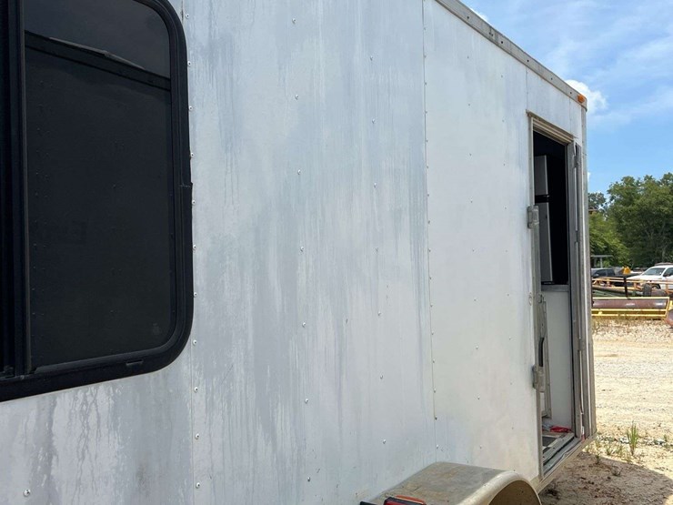 2014-arising-80"-x-16'-t/a-enclosed-trailer-image-15