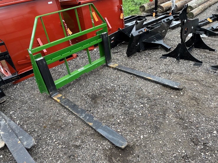 #6318-•-jd-kivel-pallet-forks-image-2
