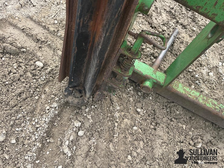 john-deere-3-prong-bale-spear-image-16