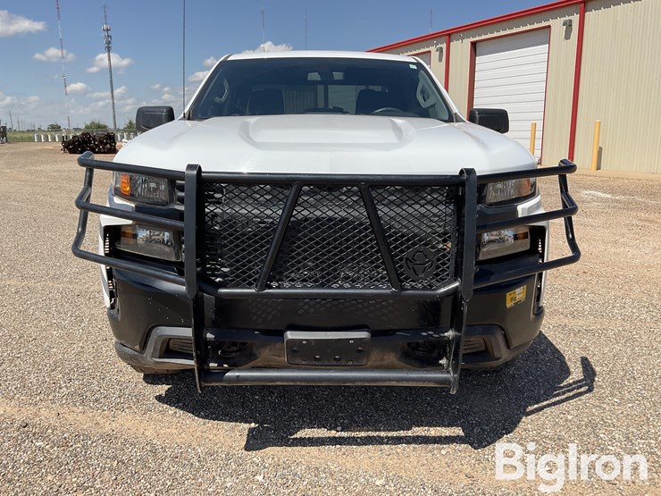 2021-chevrolet-silverado-1500-image-2