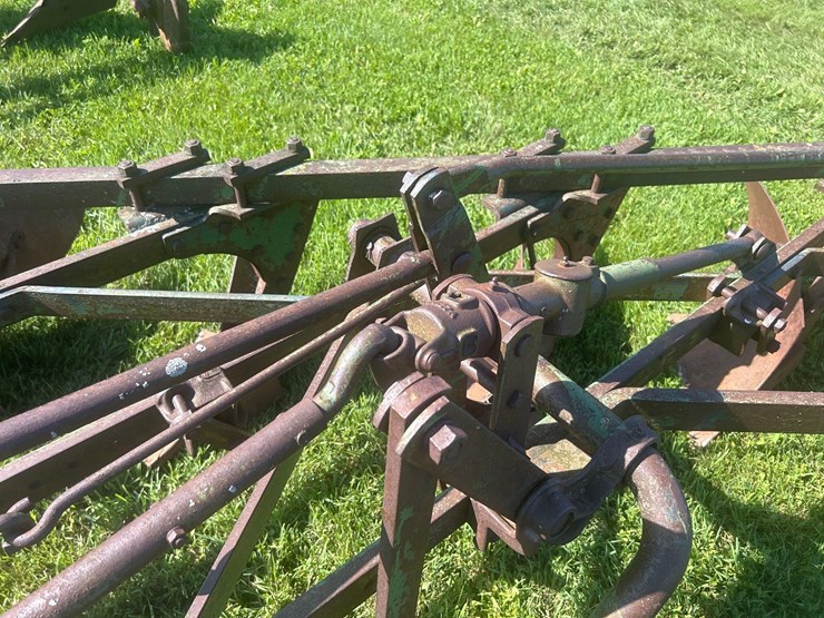 john-deere-plow-image-11