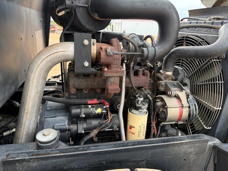 2002-ingersoll-rand-sd70d-image-34