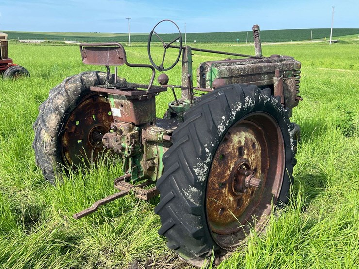 john-deere-model-b-image-5