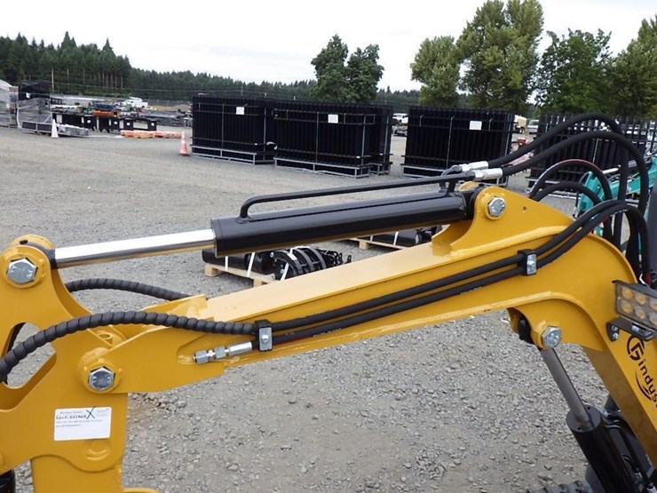 2025-cfg-mx12rx-hydraulic-excavator-image-7
