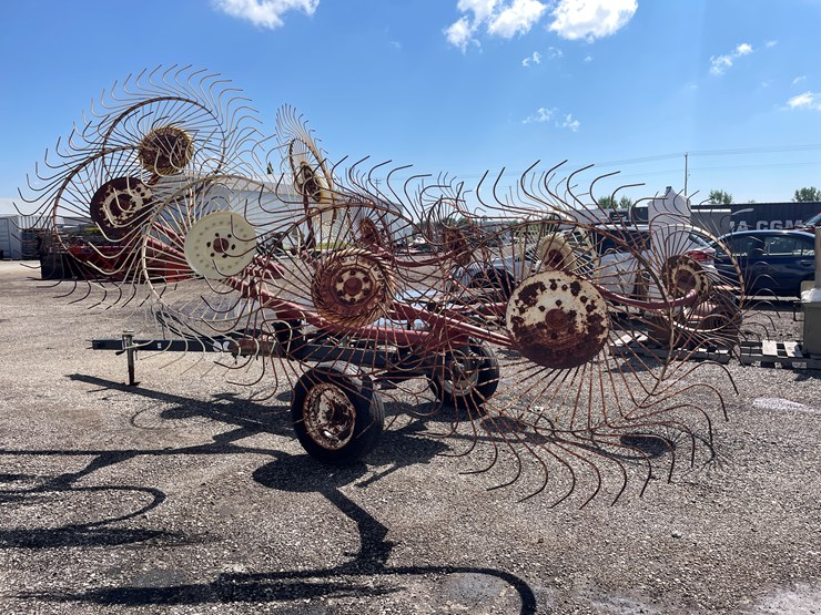 #6249-•-agc-wheel-rake-image-7