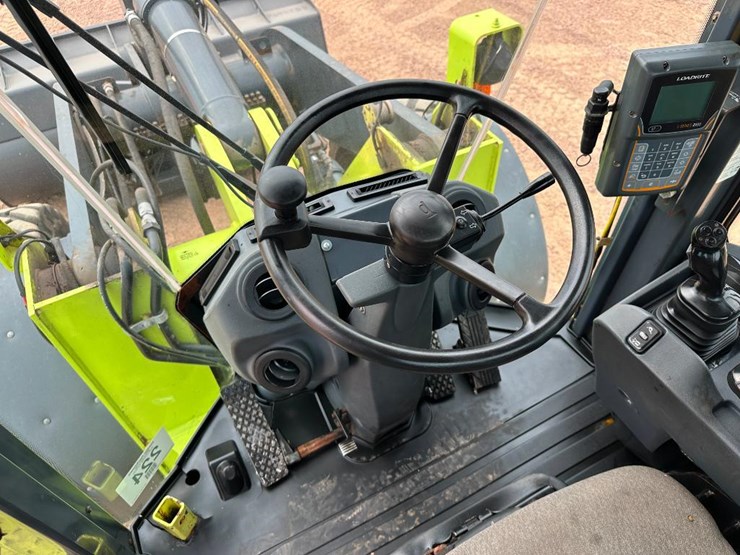 2010-deere-644k-image-53